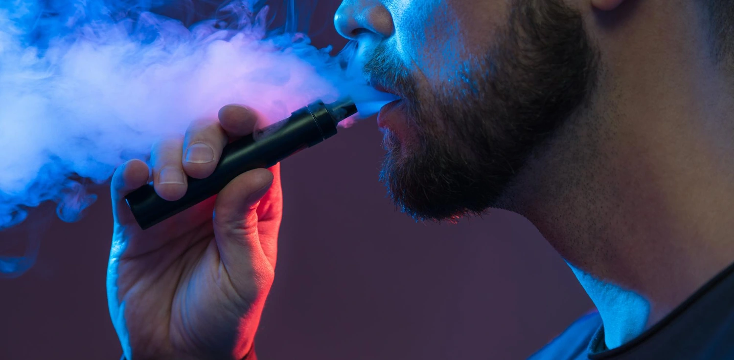 NuevoECig-PhotoBy_TheLizton_OnFreepik